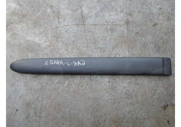 молдінг дверки,лівий задній Xsara Picasso 1.8b,9631895777